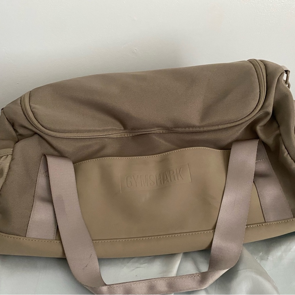 GYMSHARK TAN GYM BAG